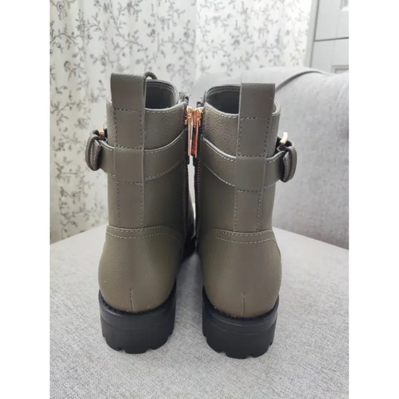 NWT - Michael Kors Reed Lace Up Bootie - Picture 3 of 4